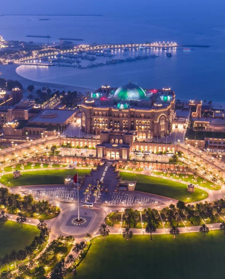 Emirates Palace – Abu Dhabi, UAE